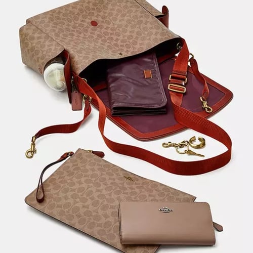 كوتش شنطة مواليد شحن دولي