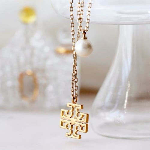 عقد توري بورش دبل لوقو مع لولو