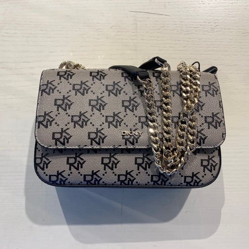 دكني كتف وكروس بدي