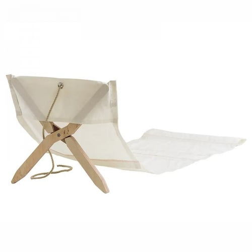 كرسي ارضي للشاطئ