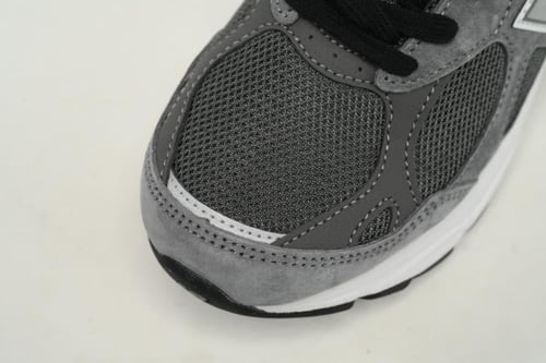 حذاء نيو بالانس الرياضي للجنسين