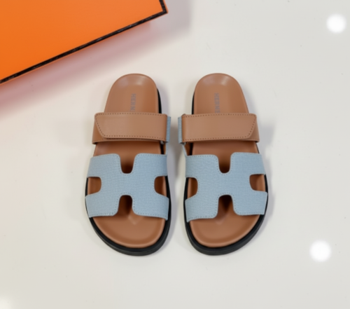 سليبر هيرميس الكلاسيكي مستوحى من جلد غنم