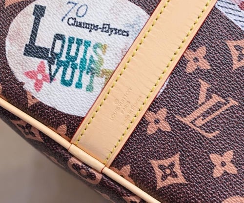 شنطه لويس فويتون كيپول باندوليير 50