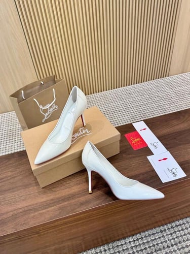 كعب كيت من كريستيان لوبوتان