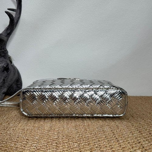 حقيبة بوتيغا فينيتا بانغ بانغ فضي