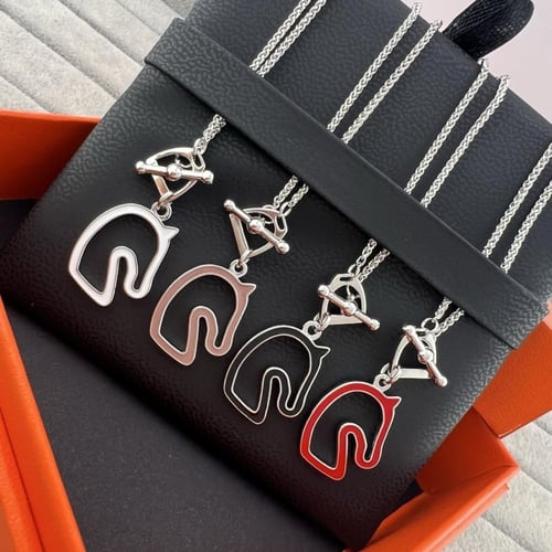 عقد تونير إصدار خاص لعاشقات الفروسية - فضي