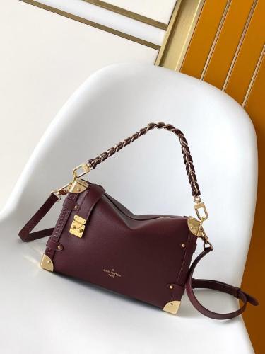 حقيبة لويس فويتون Side Trunk MM البرغندي فخامة جلد...