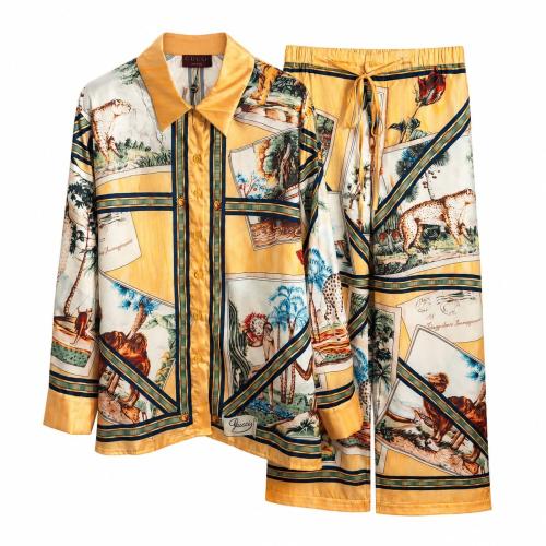 Women's Gucci set with landscape and animal print