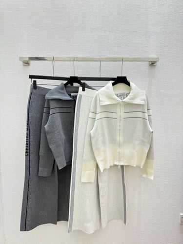 بدلة نسائية ثنائية الوجه من ديور