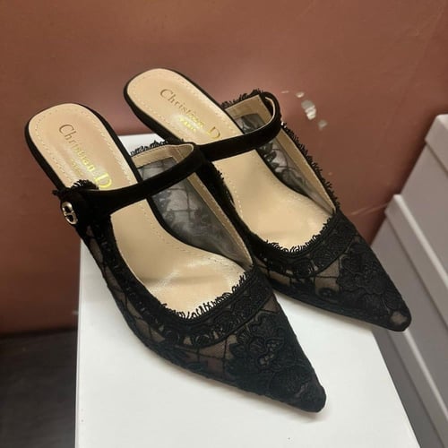 حذاء ديور جادور دانتيل أسود