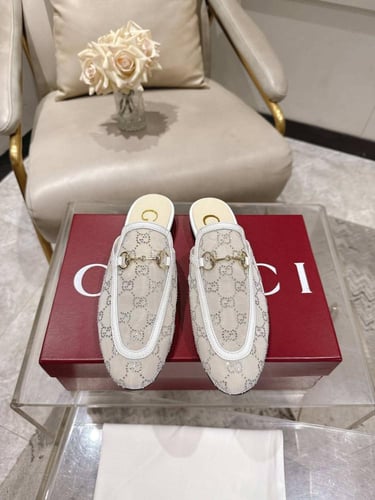غوتشي حذاء برينستاون جي جي - للنساء