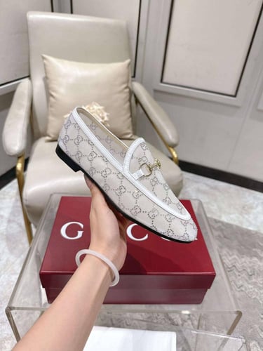 حذاء هورسبيت 1953 من غوتشي