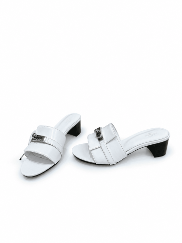 Hermes Siliber Gigi 50 with high heel in white