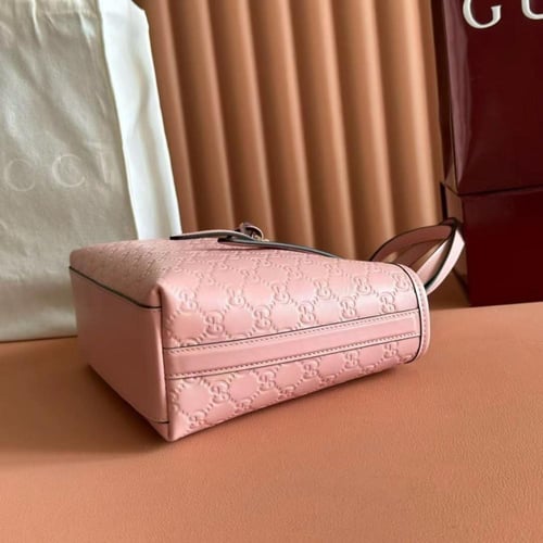 شنطة غوتشي إمبلم الراقيه و الفاخرة