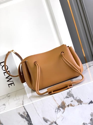 شنطه الباكيت رومي من لويفي