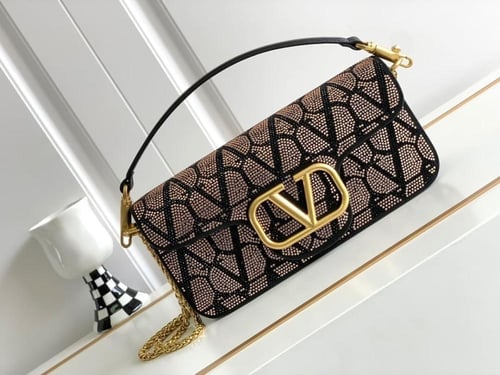 شنطة يد من فلانتينو - مرصعه بأحجار الراين