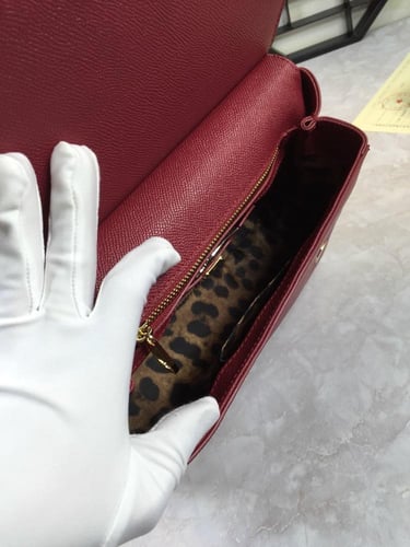 حقيبة سيسلي ميديم من دولتشي اند غابانا