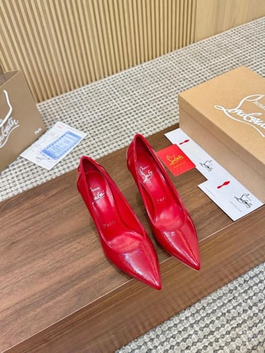 كعب كيت من كريستيان لوبوتان