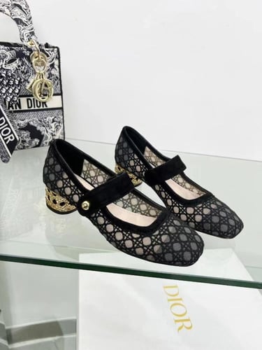 حذاء ديور أيكون بومب شبكي شفاف بنقش كاناج أسود