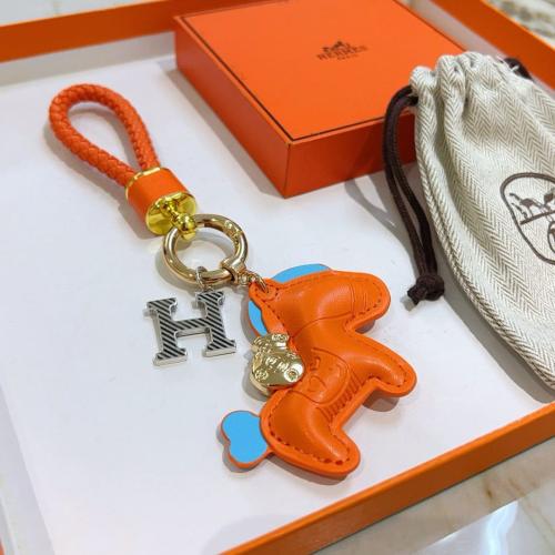 سلسلة مفاتيح هيرميس بلاتيني تصميم فاخر بجودة عالية