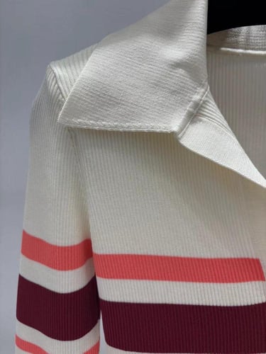 بلوزة نسائية محبوكة من سيلف بورتريه