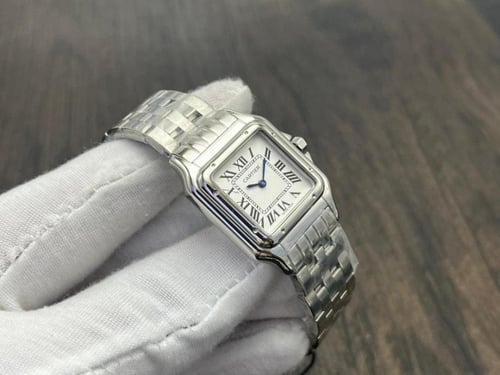 ساعة بانتير دو كارتييه