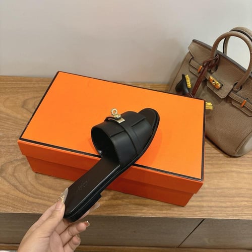 صندل هيرميس جيوليا الجلدي الفاخر - Hermès