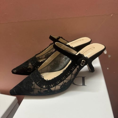 حذاء ديور جادور دانتيل أسود