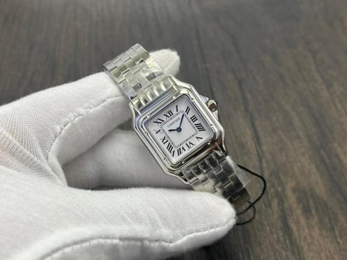 ساعة بانتير دو كارتييه