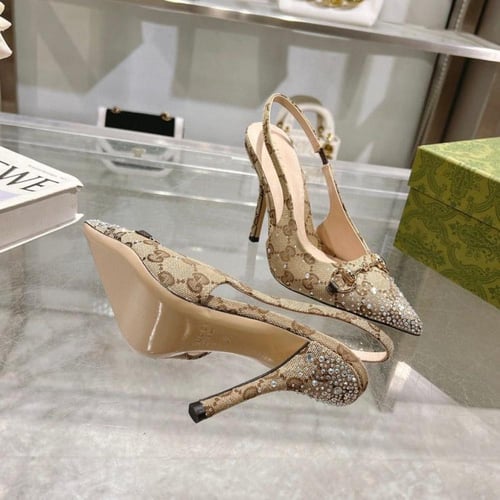 كعب عالي 8.5 سم مفتوح من الخلف مع شريط مطاطي