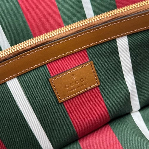 شنطة غوتشي قماش كانفاس بنقشة GG