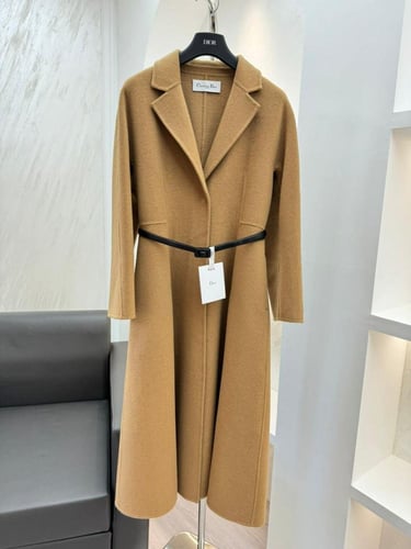 معطف ماجيستي الطويل للنساء من ديور