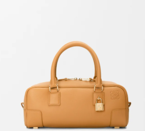 شنطة من لويفي مستوحى من جلد نابا اللامع