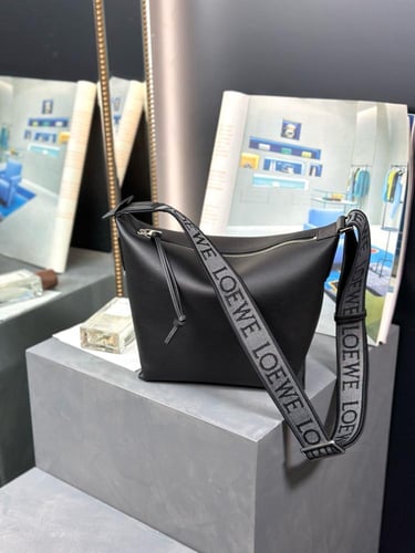 لويفي شنطة كروس كوبي صغيرة جلد