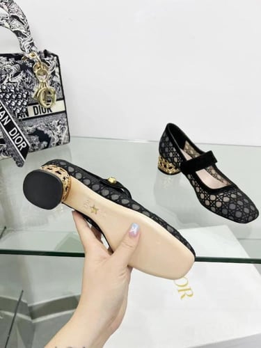 حذاء ديور أيكون بومب شبكي شفاف بنقش كاناج أسود