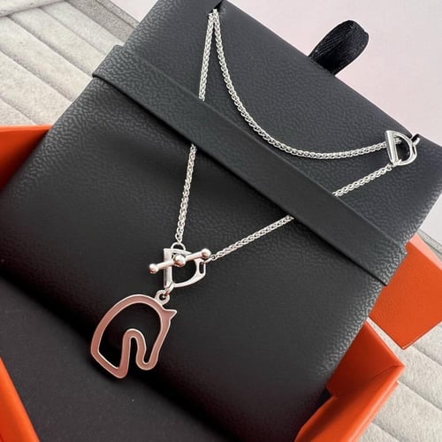 عقد تونير إصدار خاص لعاشقات الفروسية - فضي