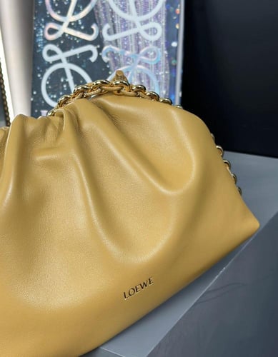 لويفي شنطة كلاتش فلامنكو كروس بودي