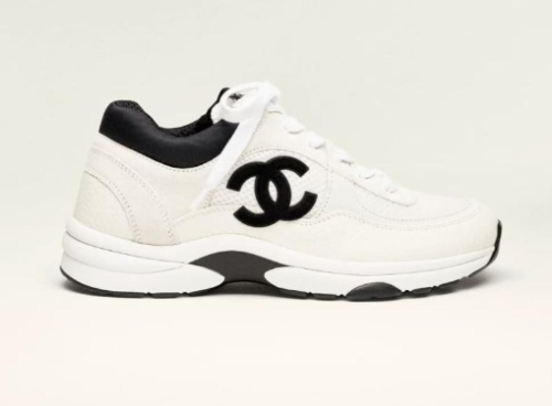 حذاء لو توب ترانير الرياضي من شانيل للجنسين