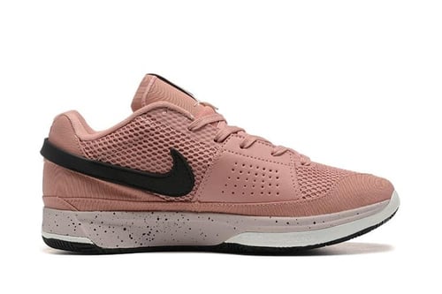 حذاء نايكي 1– الكلاسيكي السلس