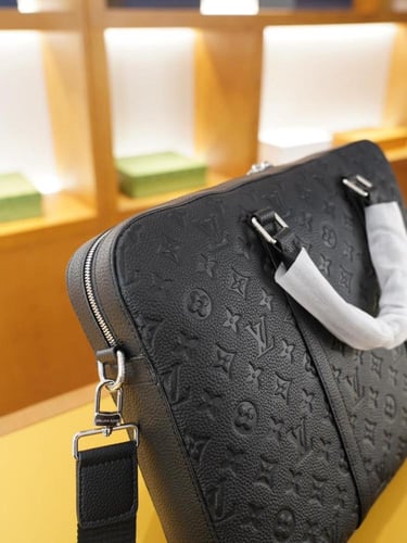 حقيبة لابتوب لويس فيتون مونوغرام