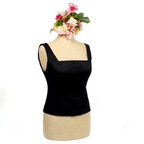 كورسية لون أسود طويل