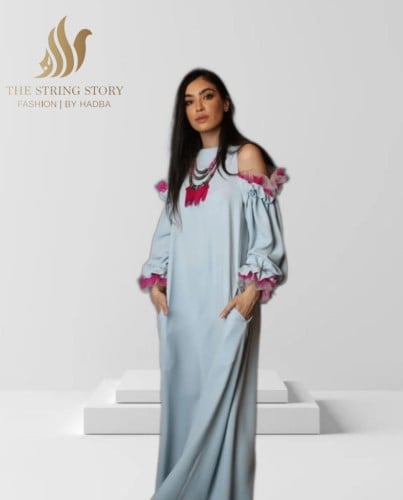 فستان سماوي بريش باللون الفوشي