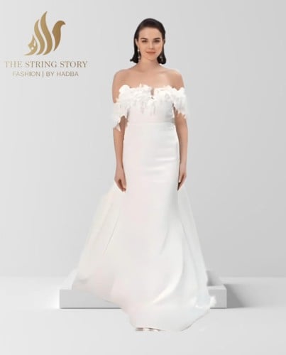 فستان ستان ابيض ب ذيل