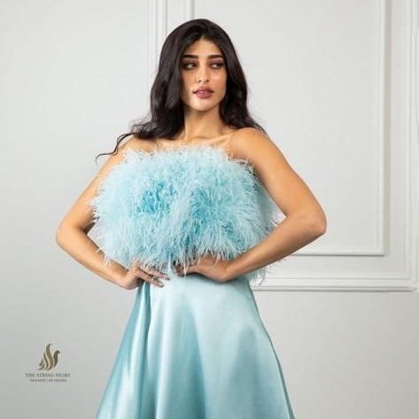 فستان تفتا ايطالى ب ريش كثيف