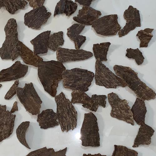 أوقية عود هندي طبيعي قاروهلز تشار (چار) سوبر و دبل