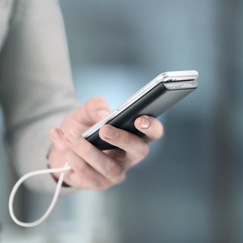 انكر بطاريه متنقله 5000 ضمان سنتين