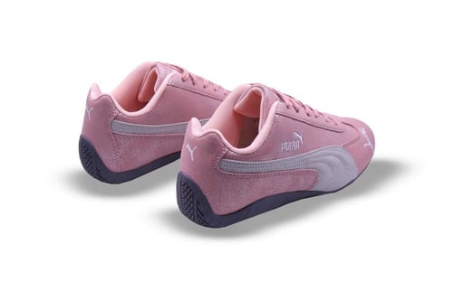 حذاء puma وردي بخطوط بيضاء