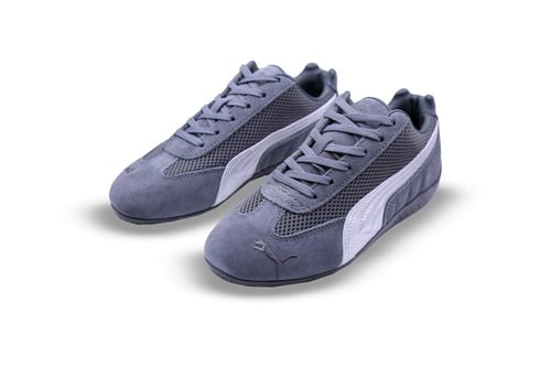 حذاء puma باللون الرصاصي