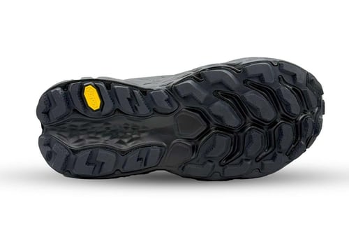 نيو بالانس إكس بلاك فريش فوم