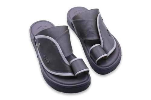 حذاء شرقي إيطالي كحيل اسود ورمادي